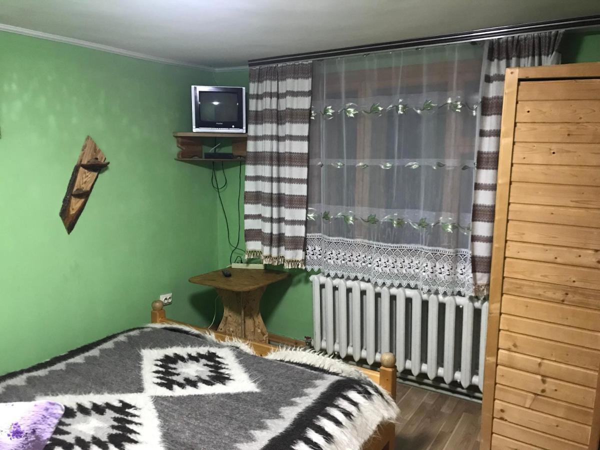 Отель Na Gorbochku U Natali Ворохта Экстерьер фото